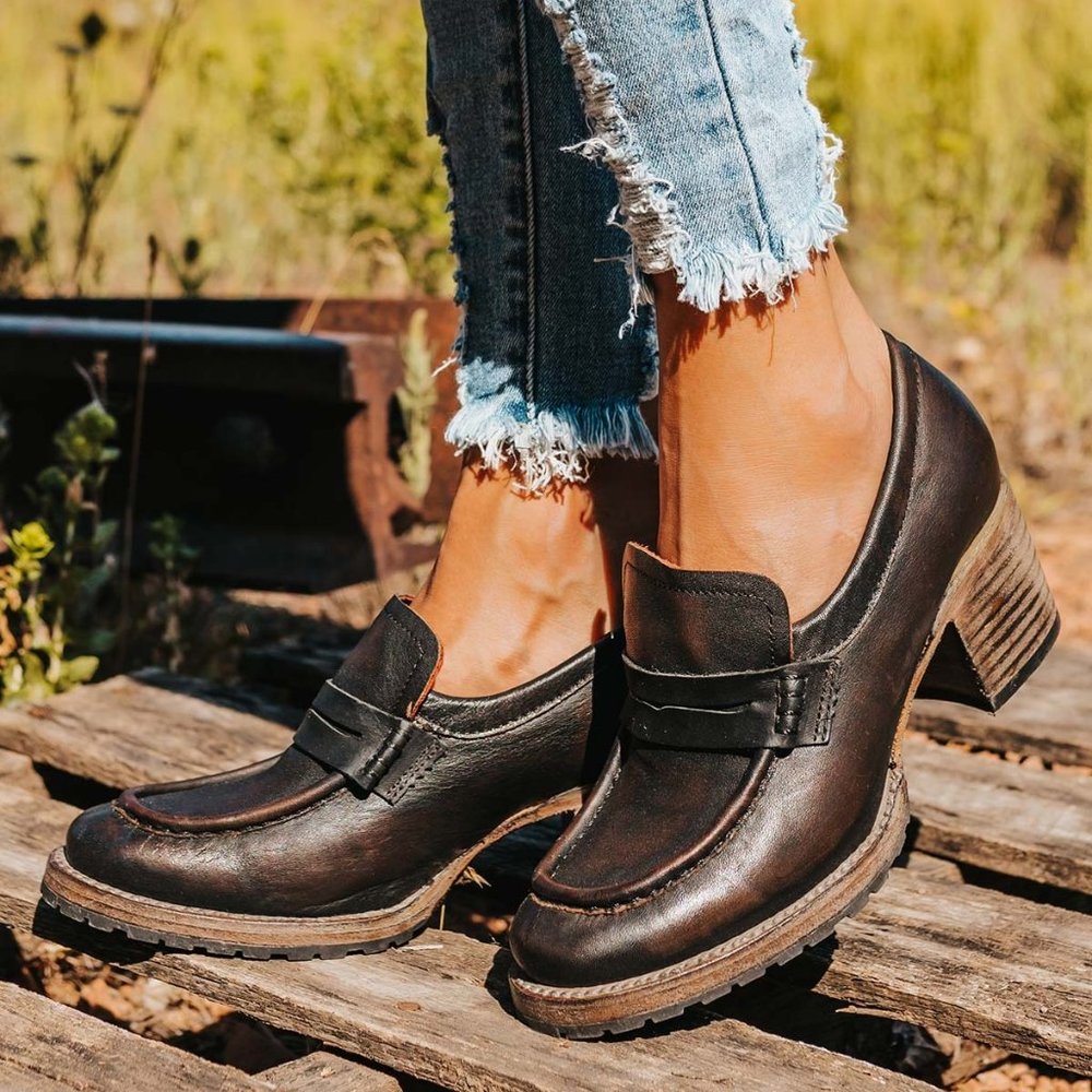 EUC Freebird by Steven Bristol Black Distressed Leather Chunky Loafers Women's 8
